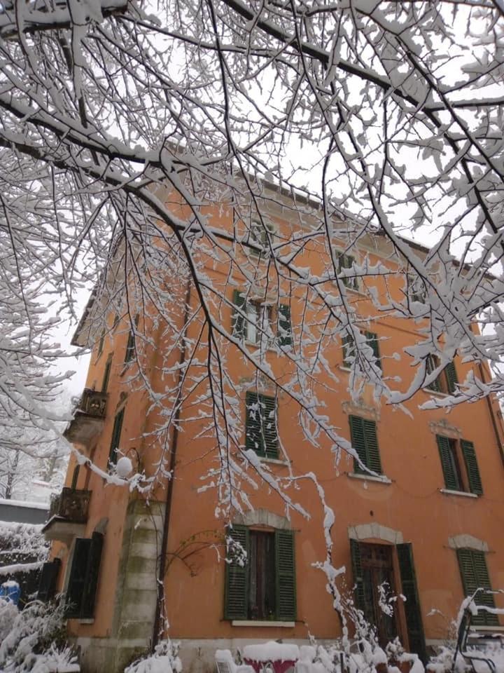 Albergo Ristorante Guidi Pistoya Exterior foto